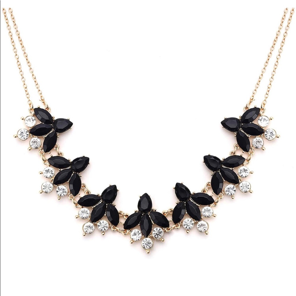 ❌SOLD❌🪞 Statement Necklace